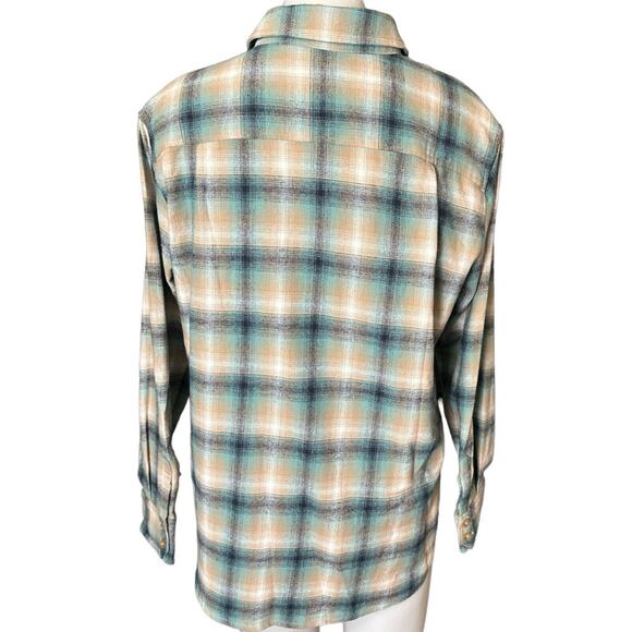 Wildfang The Essential Flannel Long Sleeve Work Shirt Ombre Plaid Medium NWT - Picture 2 of 7